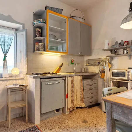דירה Quaint In With Garden